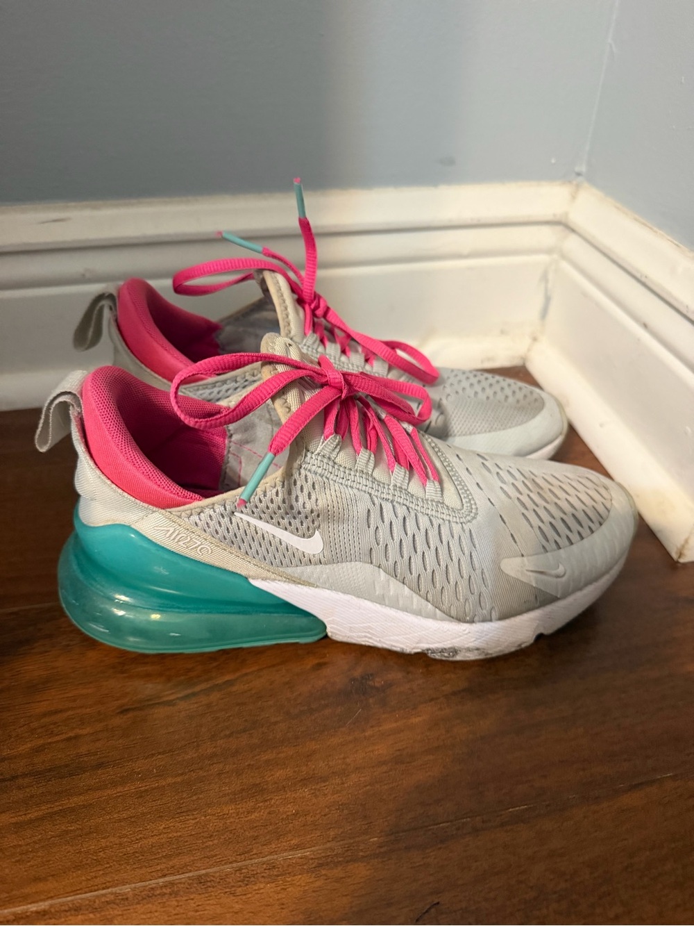 Nike Women’s Air Max 270 Light Gray with Pink and Teal Accents